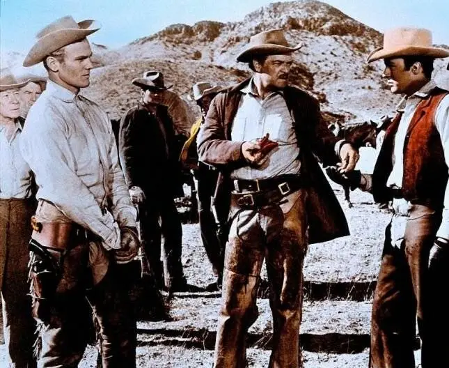 Походка стрелка (1958) через торрент бесплатно Походка стрелка (1958) фильм через торрент бесплатно