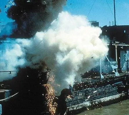 Крупный калибр (2000) через торрент бесплатно Крупный калибр (2000) фильм через торрент бесплатно