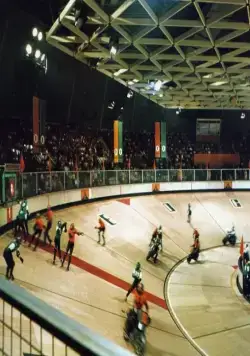 Роллербол (1975) в хорошем качестве через торрент Роллербол (1975) фильм в хорошем качестве через торрент