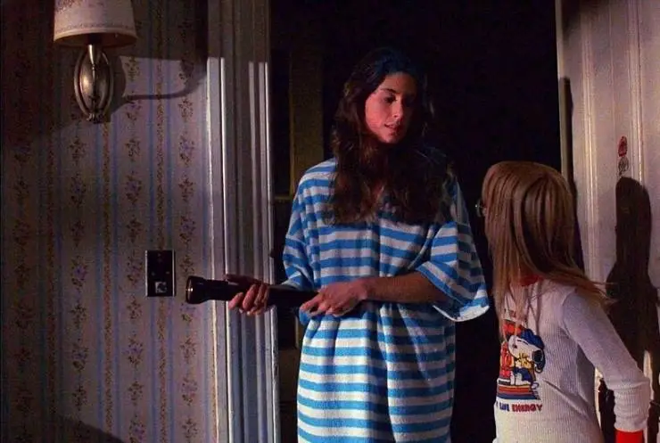 Одни во тьме (1982) через торрент бесплатно Одни во тьме (1982) фильм через торрент бесплатно