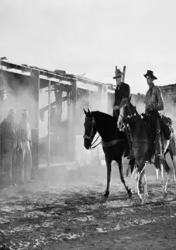 Вне закона (1943) в хорошем качестве через торрент Вне закона (1943) фильм в хорошем качестве через торрент