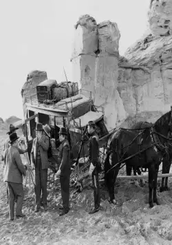 Вне закона (1943) через торрент бесплатно Вне закона (1943) фильм через торрент бесплатно