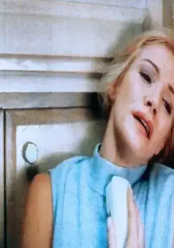 Падшая женщина (1993) через торрент скачать Падшая женщина (1993) фильм через торрент скачать