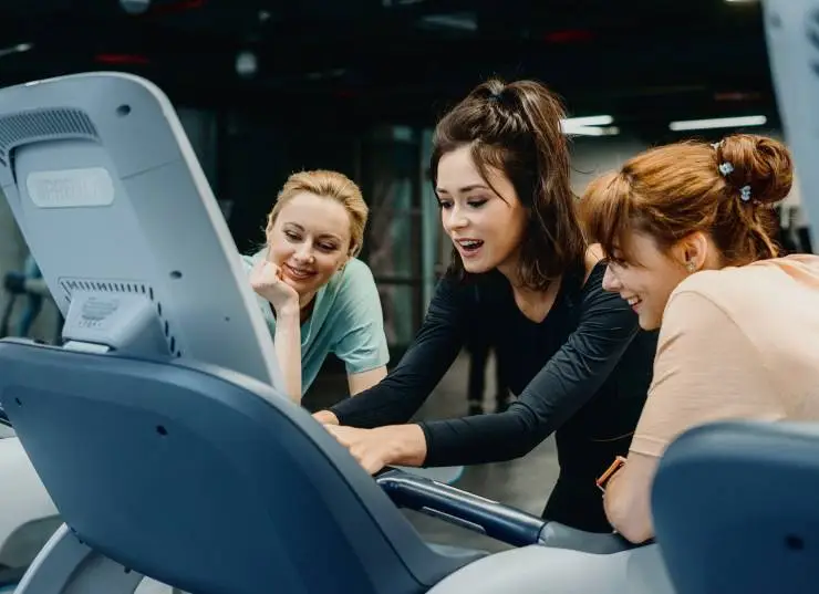 Карьеристки (2024) через торрент скачать Карьеристки (2024) сериал через торрент скачать