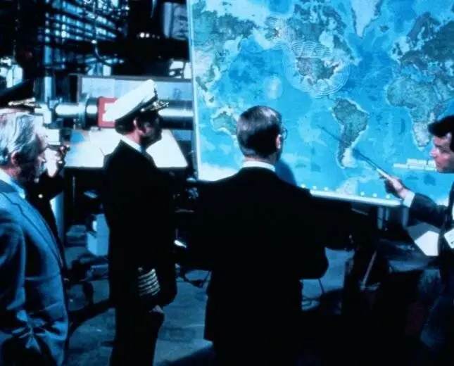 Поднять Титаник (1980) в хорошем качестве через торрент Поднять Титаник (1980) фильм в хорошем качестве через торрент