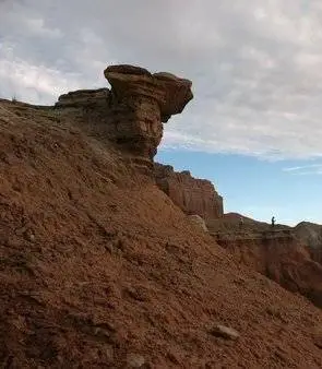 Красный каньон (2008) через торрент бесплатно Красный каньон (2008) фильм через торрент бесплатно