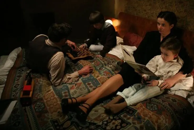 Внутри вихря (2009) через торрент скачать Внутри вихря (2009) фильм через торрент скачать