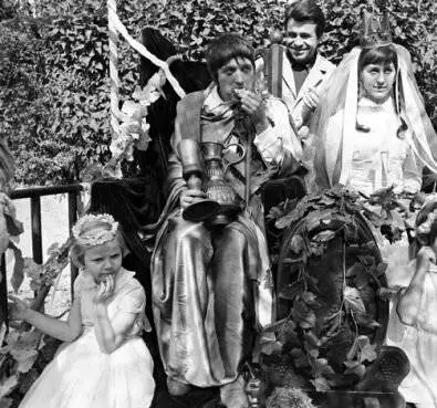 Праздник в ботаническом саду (1969) через торрент скачать Праздник в ботаническом саду (1969) фильм через торрент скачать