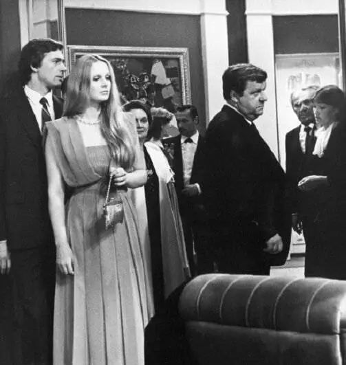 Канкан в Английском парке (1985) через торрент скачать Канкан в Английском парке (1985) фильм через торрент скачать