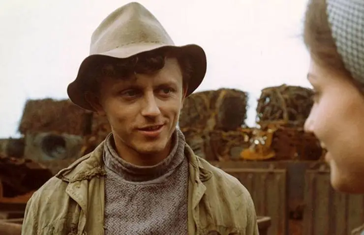 Жаворонки на нити (1969) через торрент бесплатно Жаворонки на нити (1969) фильм через торрент бесплатно