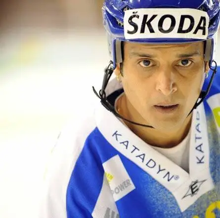 То, что связывает нас (2009) через торрент скачать То, что связывает нас (2009) фильм через торрент скачать