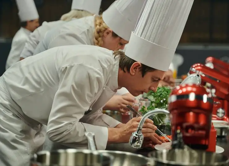 Шеф (2024) через торрент скачать Шеф (2024) сериал через торрент скачать