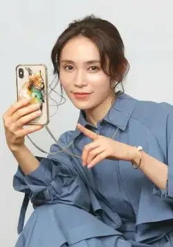 Дневник 38-летней разведённой женщины, которая попробовала приложение для знакомств / 38-sai Batsuichi Dokushin Onna ga Matching Apuri o Yattemita Kekka Nikki (2020) cериал скачать через торрент в хорошем качестве