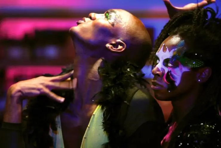 На танцевальной площадке (2011) в хорошем качестве через торрент На танцевальной площадке (2011) фильм в хорошем качестве через торрент