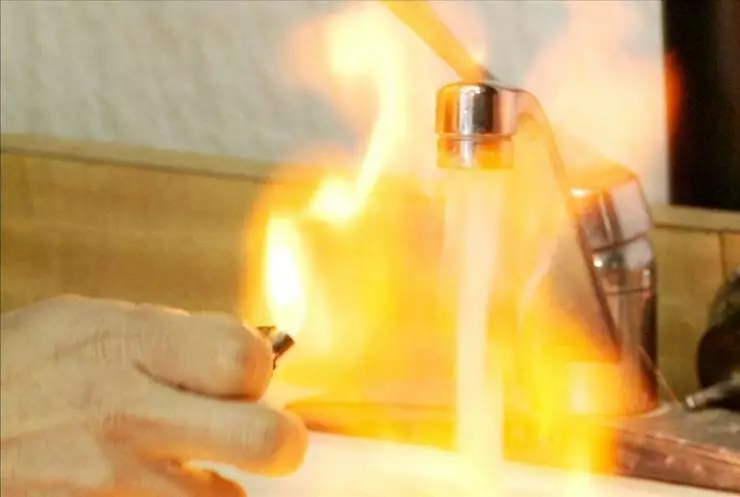 Газовая страна (2010) через торрент бесплатно Газовая страна (2010) фильм через торрент бесплатно