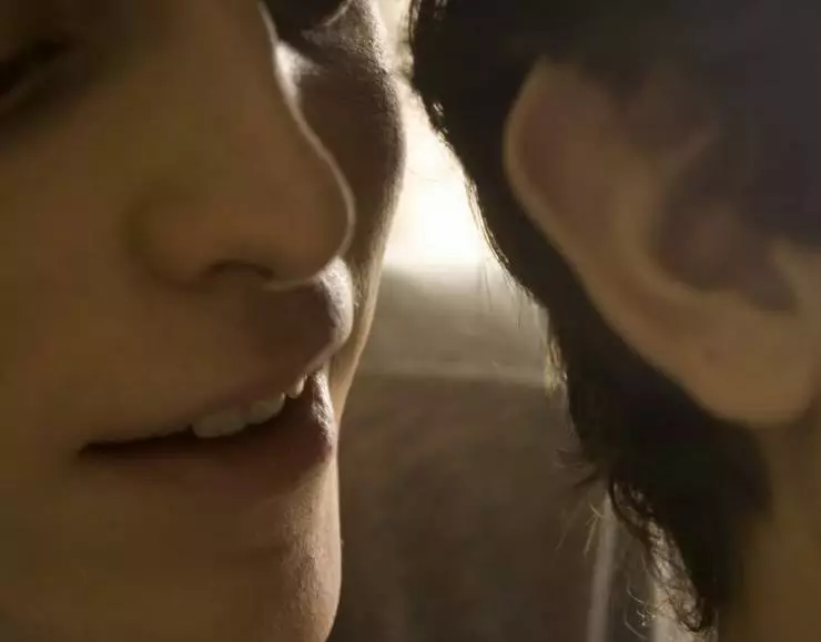 Я не хочу возвращаться один (2010) через торрент скачать Я не хочу возвращаться один (2010) фильм через торрент скачать