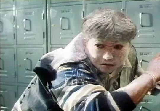 К чёртовой матери! (1995) через торрент бесплатно К чёртовой матери! (1995) фильм через торрент бесплатно