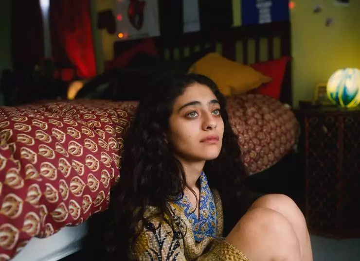 Живи сейчас (2024) через торрент скачать Живи сейчас (2024) фильм через торрент скачать