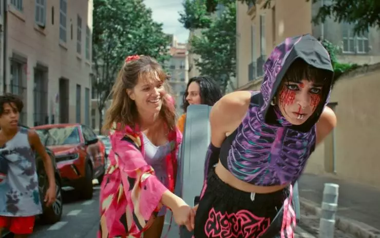 Девушки на балконе (2024) в хорошем качестве через торрент Девушки на балконе (2024) фильм в хорошем качестве через торрент