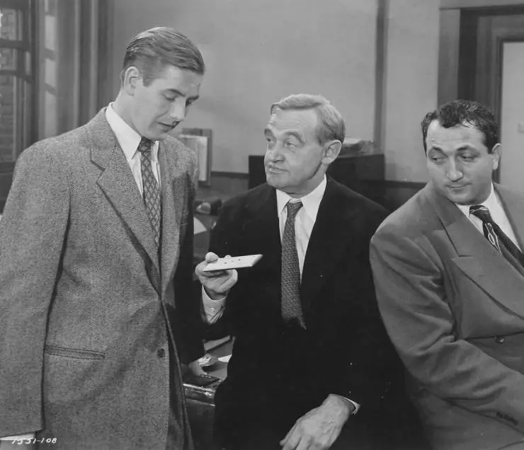 Обнаженный город (1948) через торрент бесплатно Обнаженный город (1948) фильм через торрент бесплатно