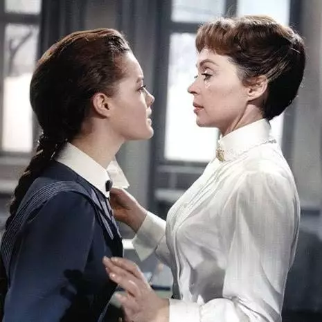 Девушки в униформе (1958) через торрент скачать Девушки в униформе (1958) фильм через торрент скачать