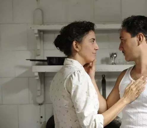 Апельсиновый мед (2012) через торрент скачать Апельсиновый мед (2012) фильм через торрент скачать