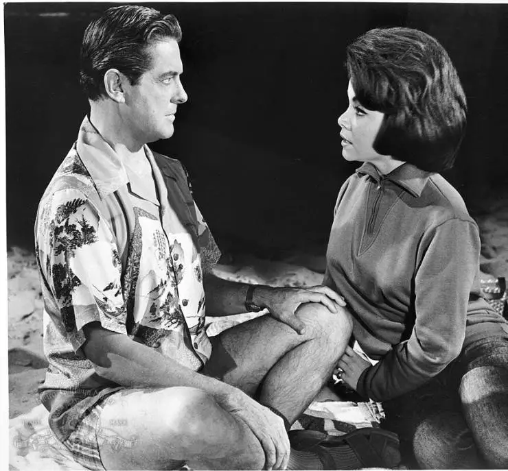 Пляжные тусовщики (1963) через торрент скачать Пляжные тусовщики (1963) фильм через торрент скачать