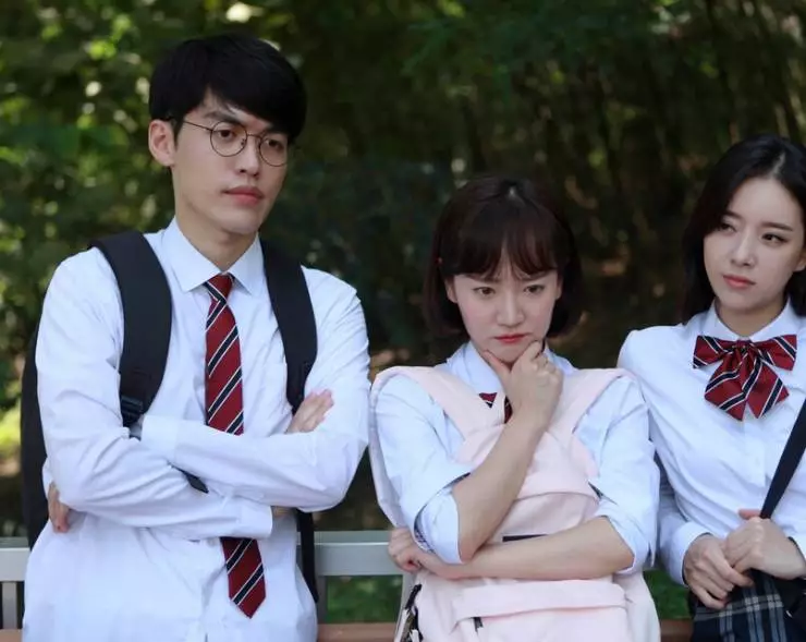 Инсса (2021) через торрент скачать Инсса (2021) фильм через торрент скачать