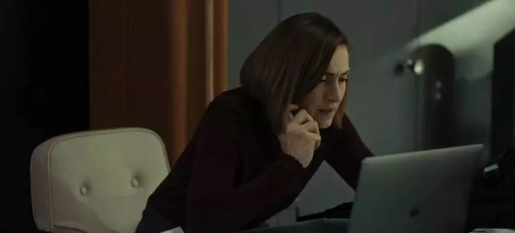 По следу тени (2024) через торрент бесплатно По следу тени (2024) фильм через торрент бесплатно