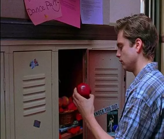 Красные двери (2005) через торрент скачать Красные двери (2005) фильм через торрент скачать