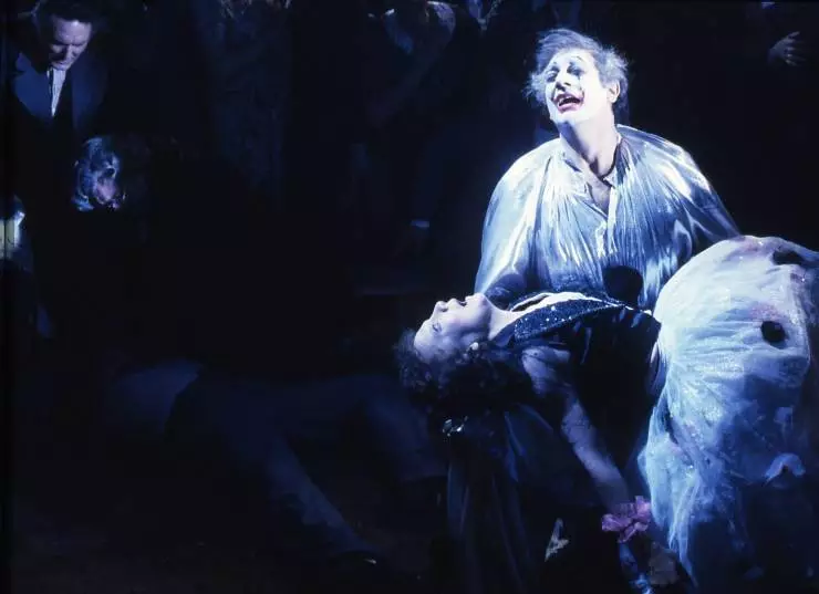 Дзеффирелли: Паяцы (1982) в хорошем качестве через торрент Дзеффирелли: Паяцы (1982) фильм в хорошем качестве через торрент