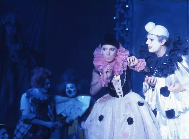 Дзеффирелли: Паяцы (1982) через торрент скачать Дзеффирелли: Паяцы (1982) фильм через торрент скачать