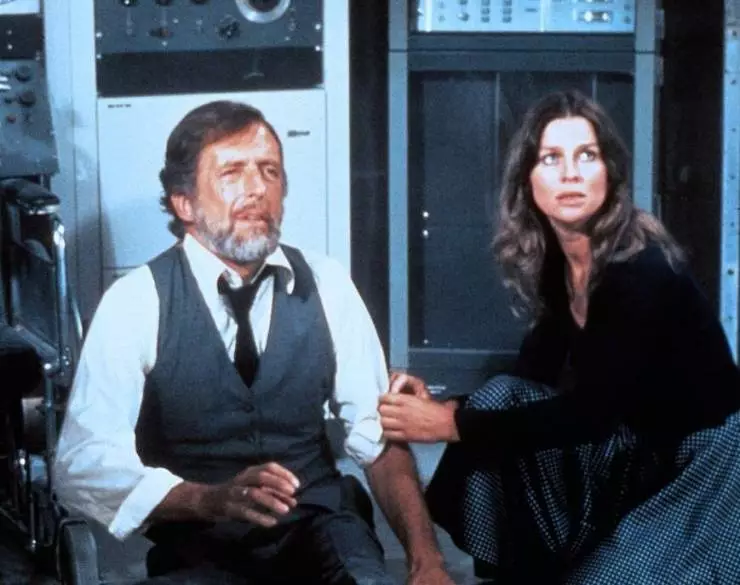 Потомство демона (1977) через торрент скачать Потомство демона (1977) фильм через торрент скачать