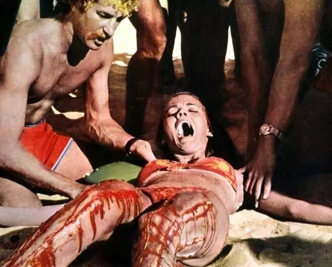 Кровавый пляж (1980) через торрент бесплатно Кровавый пляж (1980) фильм через торрент бесплатно