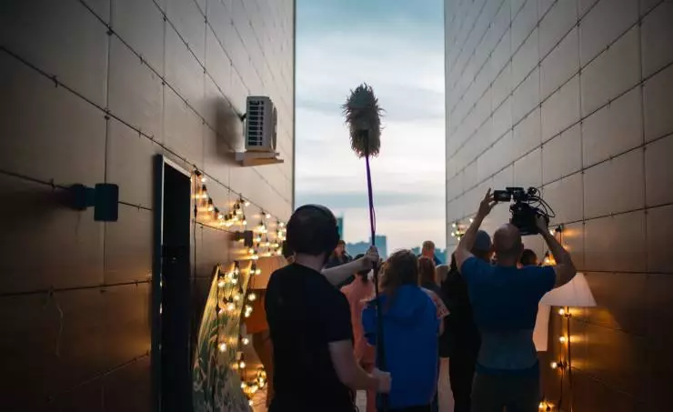 Громко и нежно (2023) через торрент скачать Громко и нежно (2023) сериал через торрент скачать