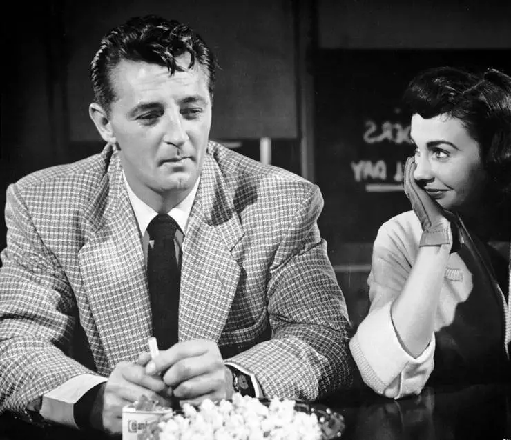 Ангельское лицо (1952) через торрент скачать Ангельское лицо (1952) фильм через торрент скачать