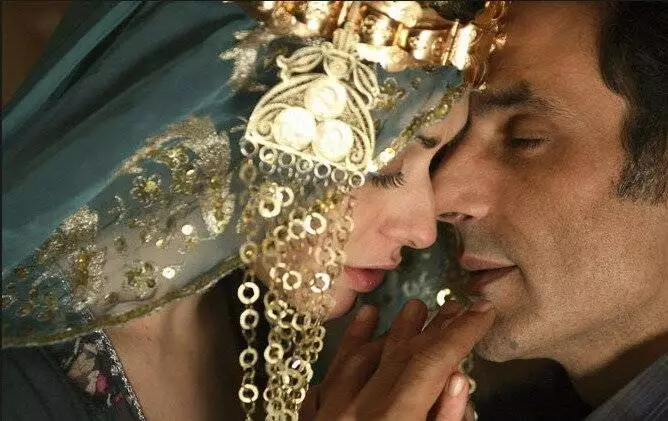 Держать дистанцию (2007) через торрент бесплатно Держать дистанцию (2007) фильм через торрент бесплатно