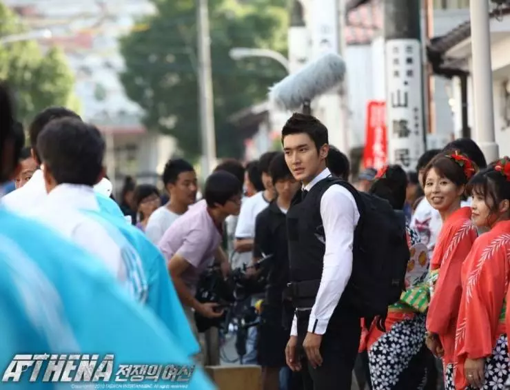 Афина: Богиня войны (2010) через торрент скачать Афина: Богиня войны (2010) сериал через торрент скачать