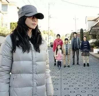 Экономка Мита (2011) через торрент скачать Экономка Мита (2011) сериал через торрент скачать