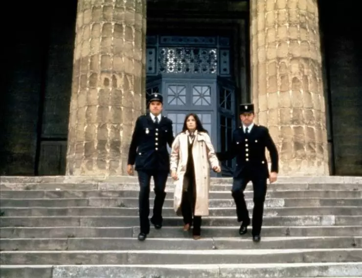 Угроза (1977) через торрент скачать Угроза (1977) фильм через торрент скачать