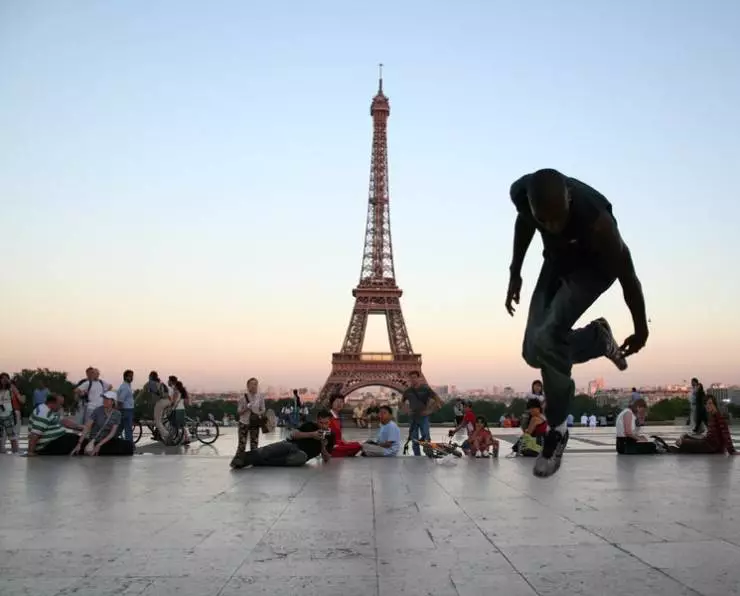 Планета би-боев (2007) через торрент бесплатно Планета би-боев (2007) фильм через торрент бесплатно