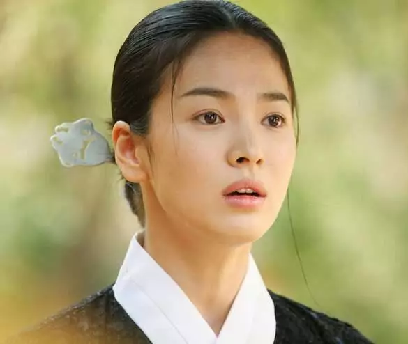 Хван Джин-и (2007) через торрент скачать Хван Джин-и (2007) фильм через торрент скачать