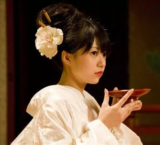 Цветочный демон (2010) через торрент бесплатно Цветочный демон (2010) фильм через торрент бесплатно