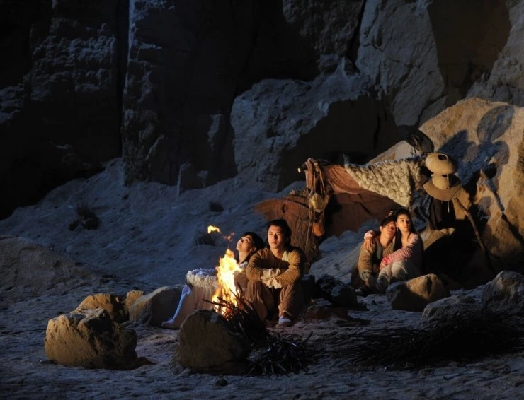 Отель сокровищ (2011) через торрент бесплатно Отель сокровищ (2011) фильм через торрент бесплатно