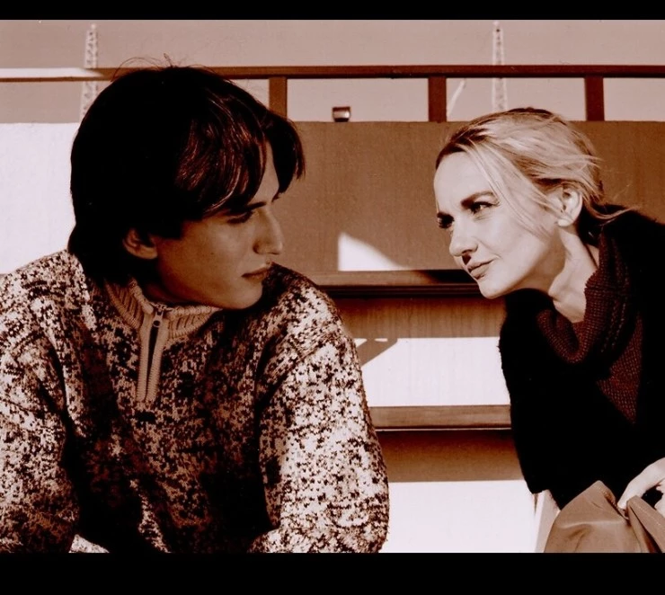 Сплетенные параллели (2009) через торрент скачать Сплетенные параллели (2009) фильм через торрент скачать