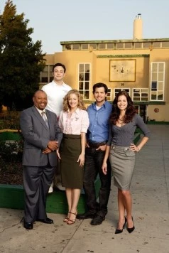 Мисс Управляемая / Miss Guided (2008) cериал скачать через торрент в хорошем качестве