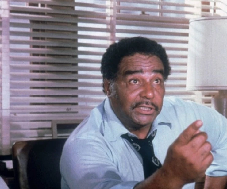 Старски и Хатч (1975) через торрент бесплатно Старски и Хатч (1975) сериал через торрент бесплатно