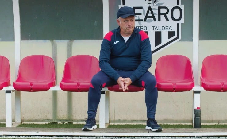 Играй как девчонка (2022) через торрент бесплатно Играй как девчонка (2022) сериал через торрент бесплатно