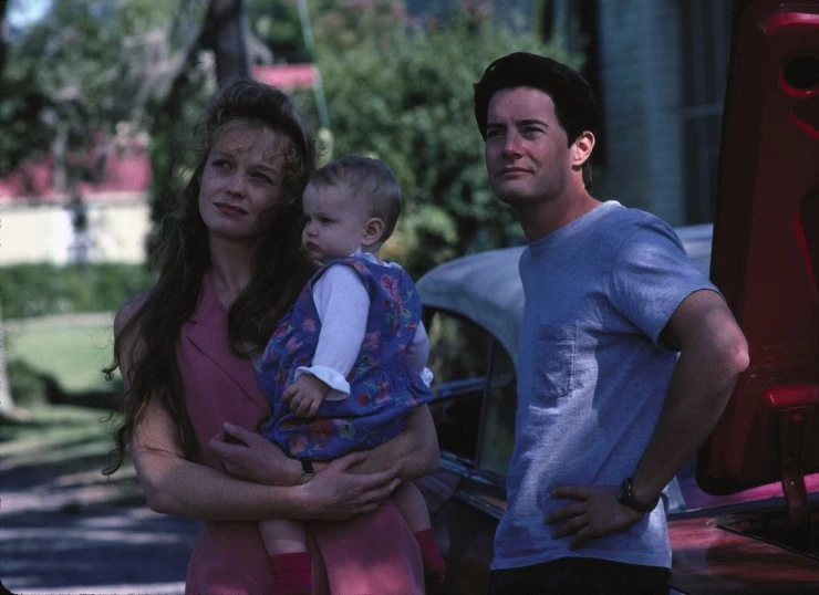 Богатство в любви (1992) через торрент скачать Богатство в любви (1992) фильм через торрент скачать