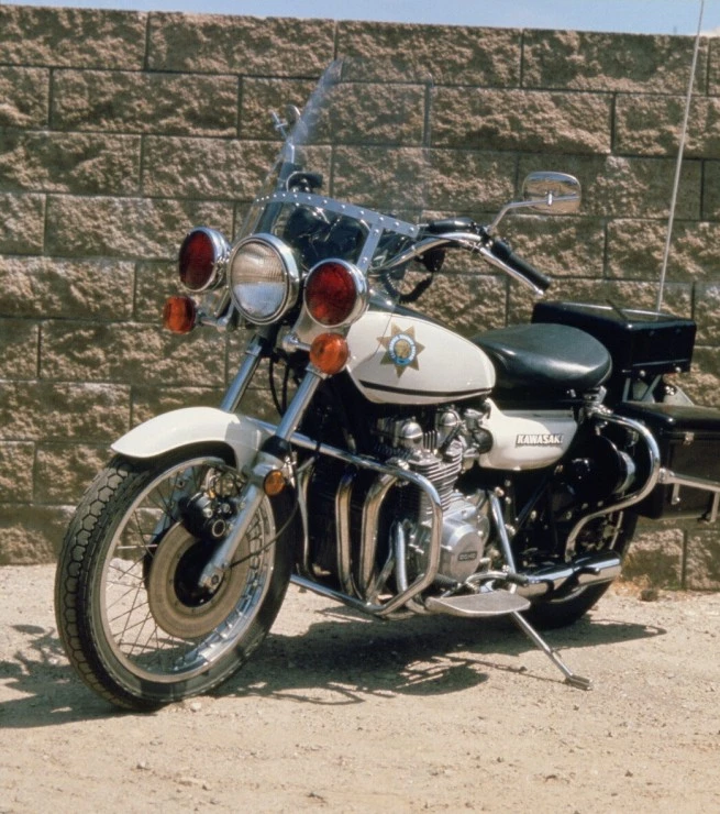 Калифорнийский дорожный патруль (1977) через торрент бесплатно Калифорнийский дорожный патруль (1977) сериал через торрент бесплатно